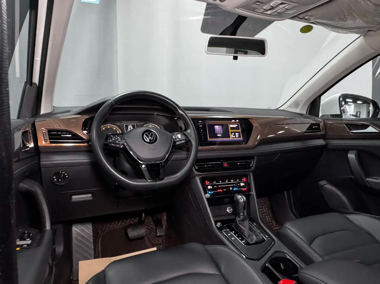 Volkswagen Tharu 2022 г. 49025 км. — фото 10