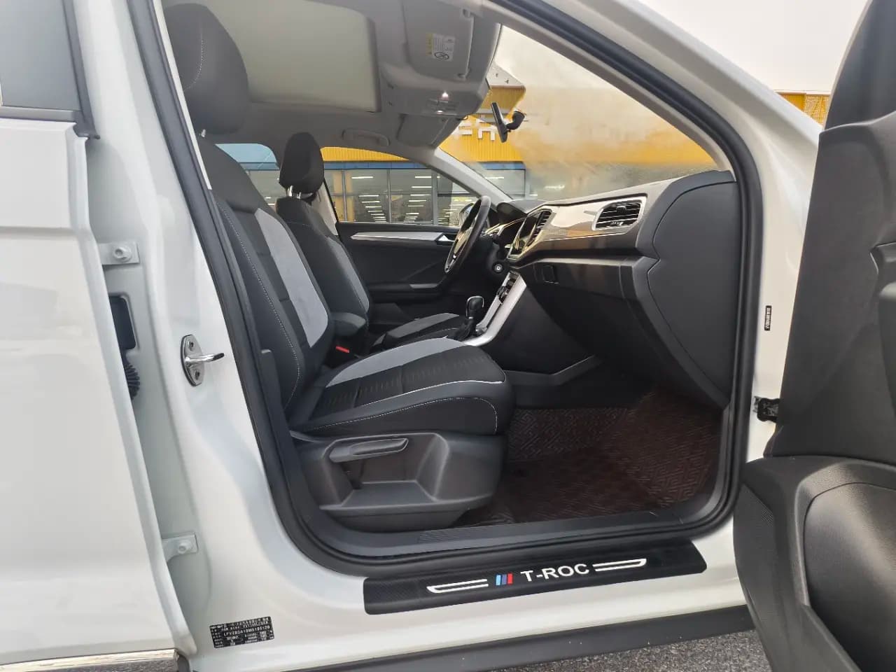 Volkswagen T-Roc 2021 г. 30037 км. — фото 8