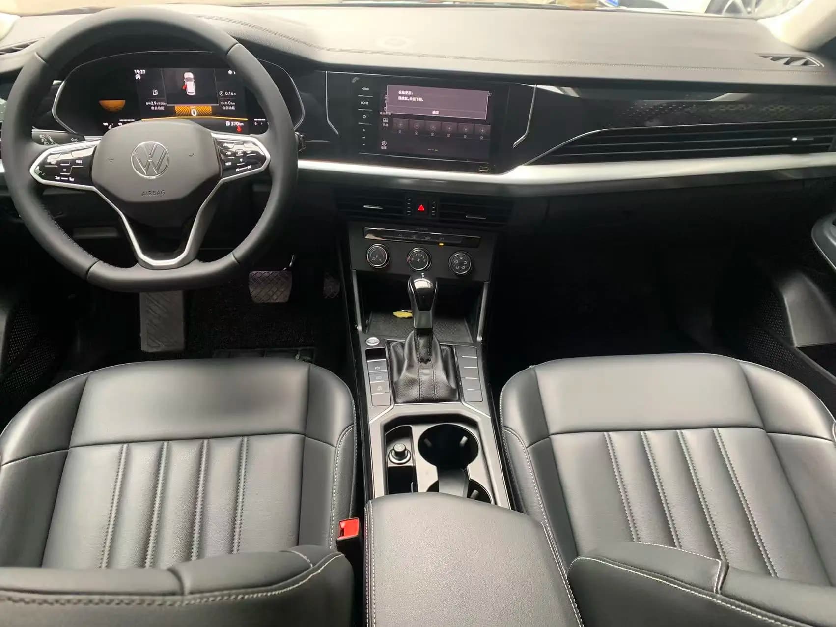 Volkswagen Passat 2022 г. 68091 км. — фото 8