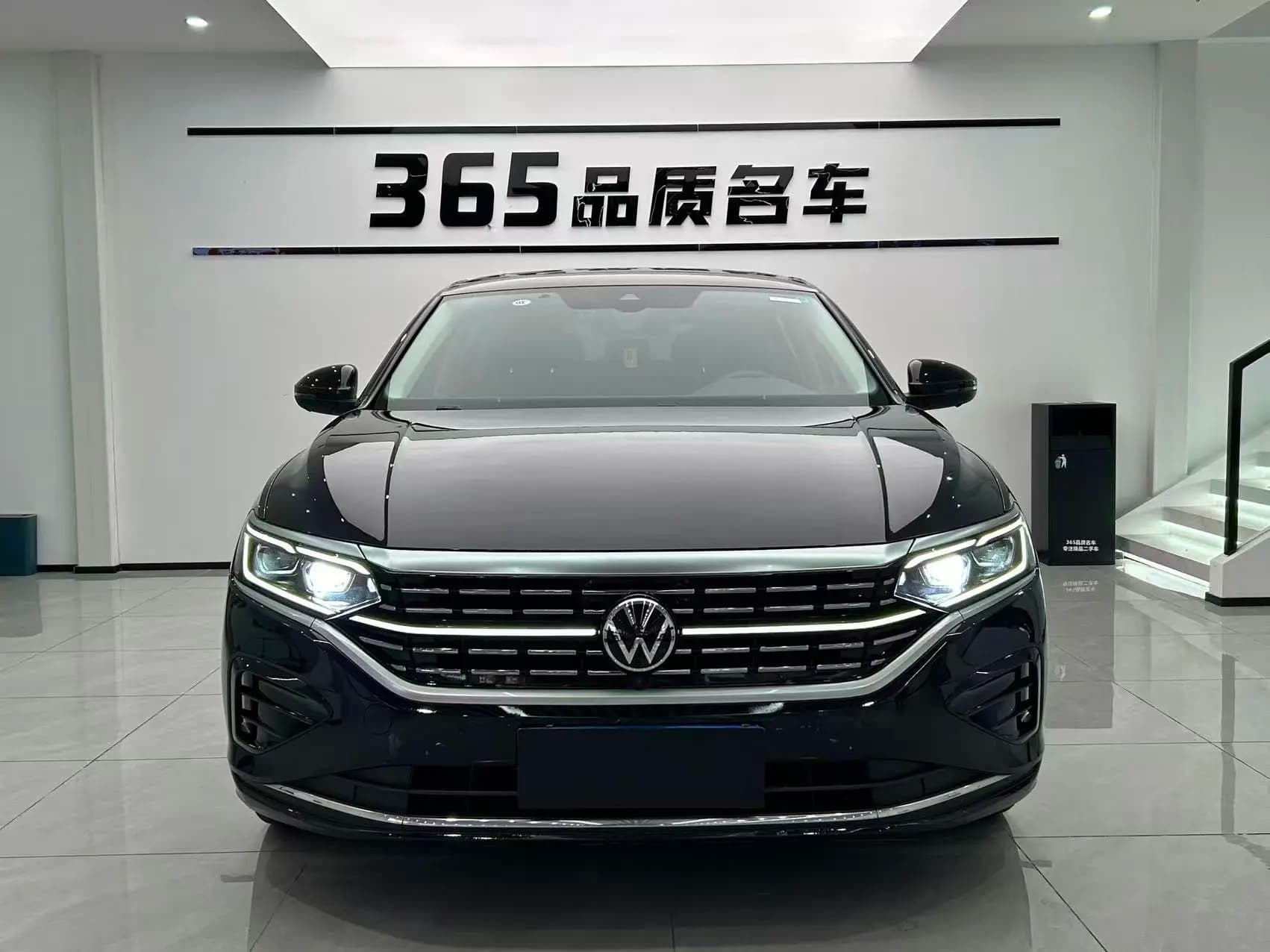 Volkswagen Passat 2022 г. 46094 км. — фото 2