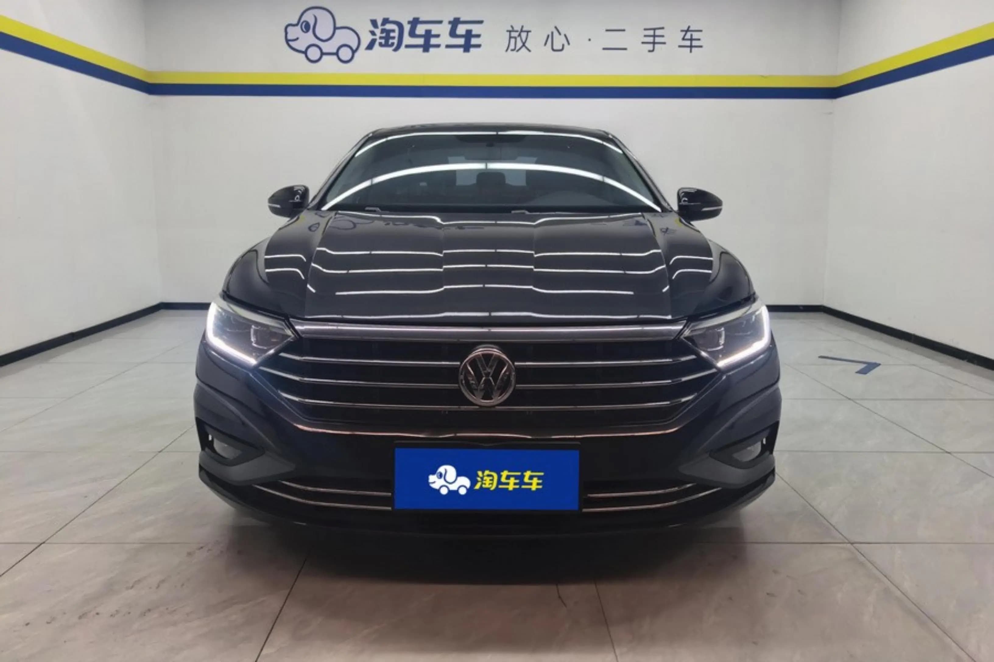 Volkswagen Sagitar 2021 г. 40520 км. — фото 2