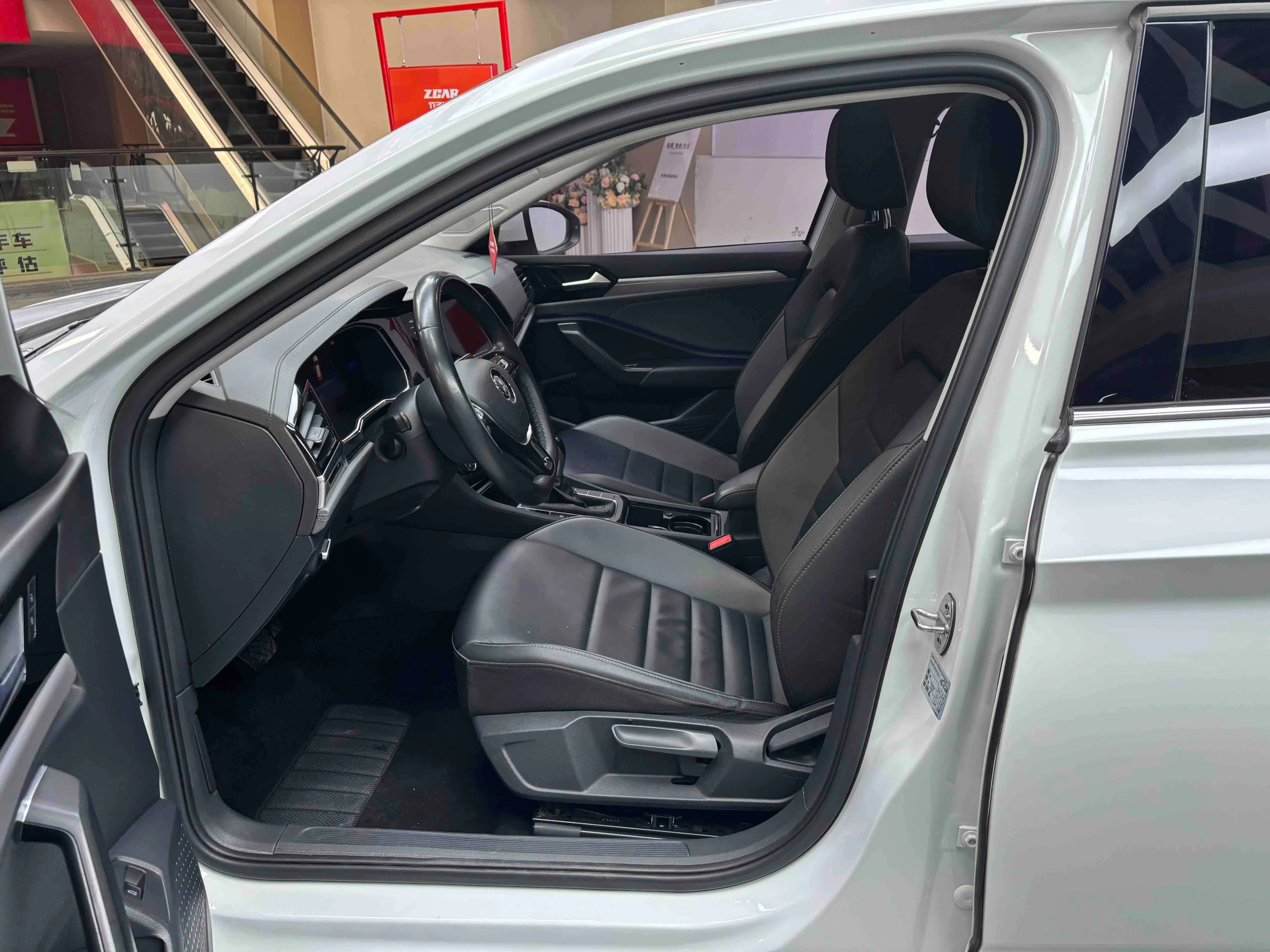 Volkswagen Sagitar 2021 г. 65821 км. — фото 17
