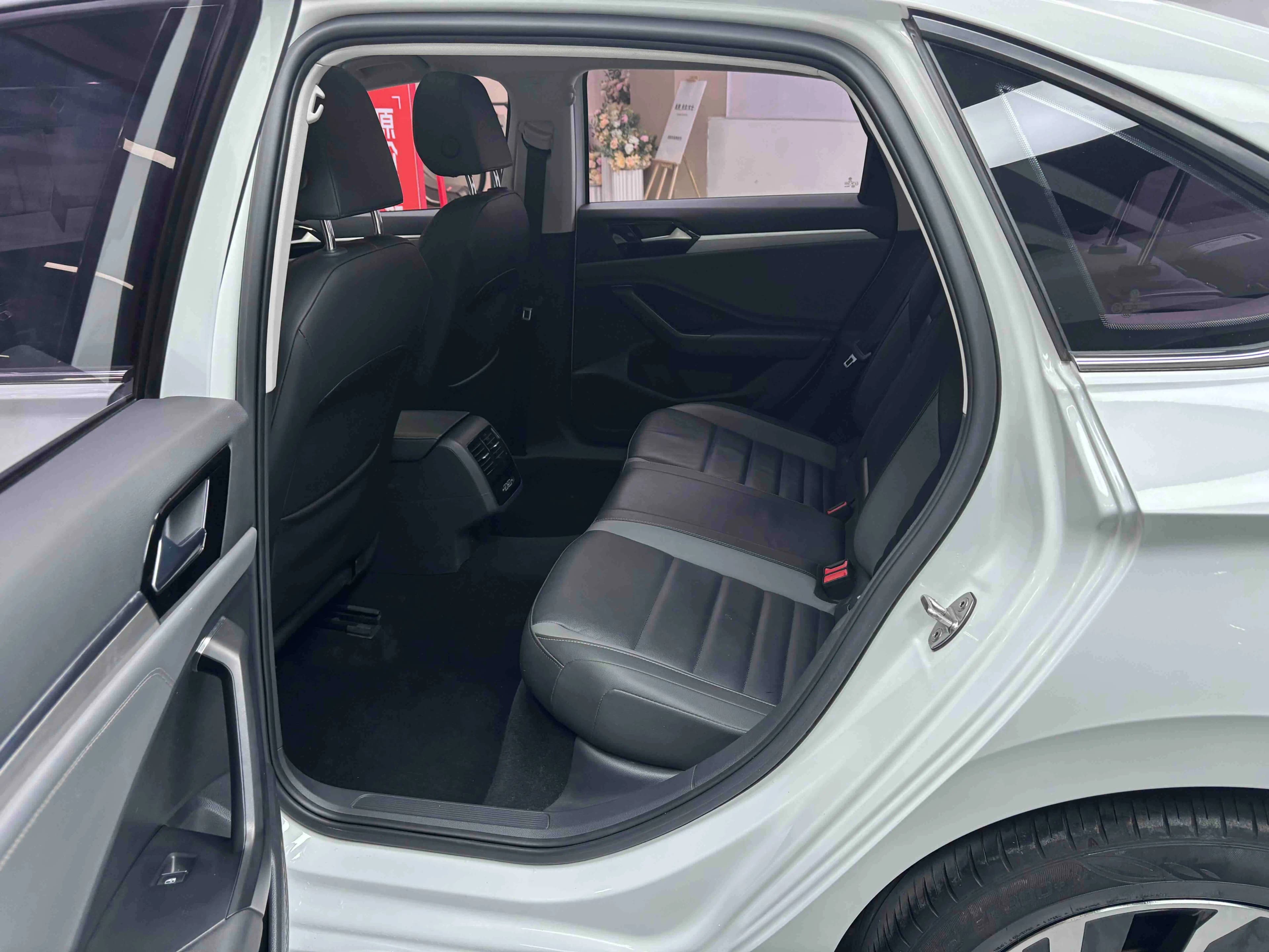 Volkswagen Sagitar 2021 г. 65821 км. — фото 26