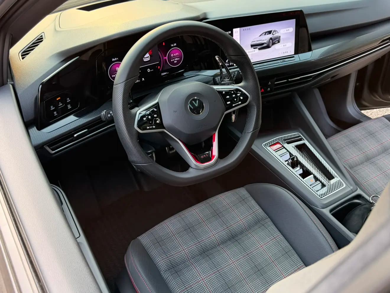Volkswagen Golf GTI 2023 г. 23000 км. — фото 12