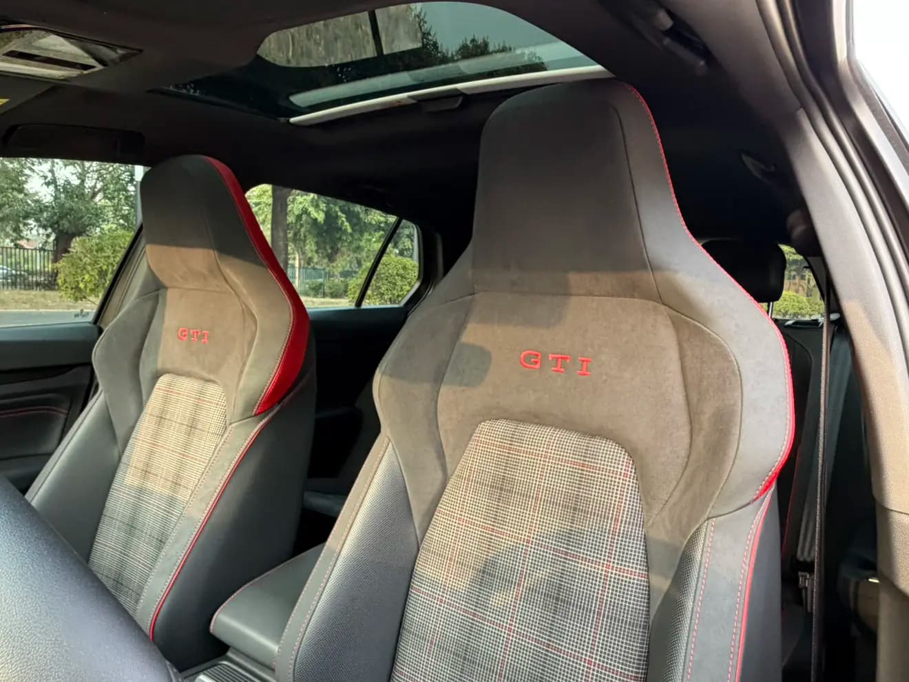 Volkswagen Golf GTI 2023 г. 23000 км. — фото 14