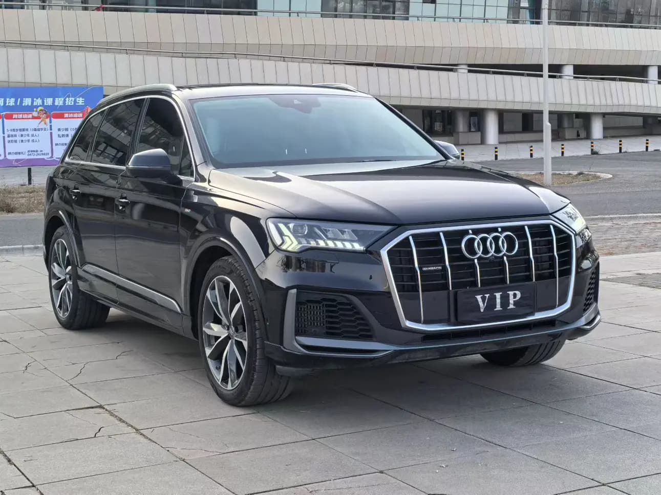 Audi Q7 2021 г. 75038 км. — фото 3
