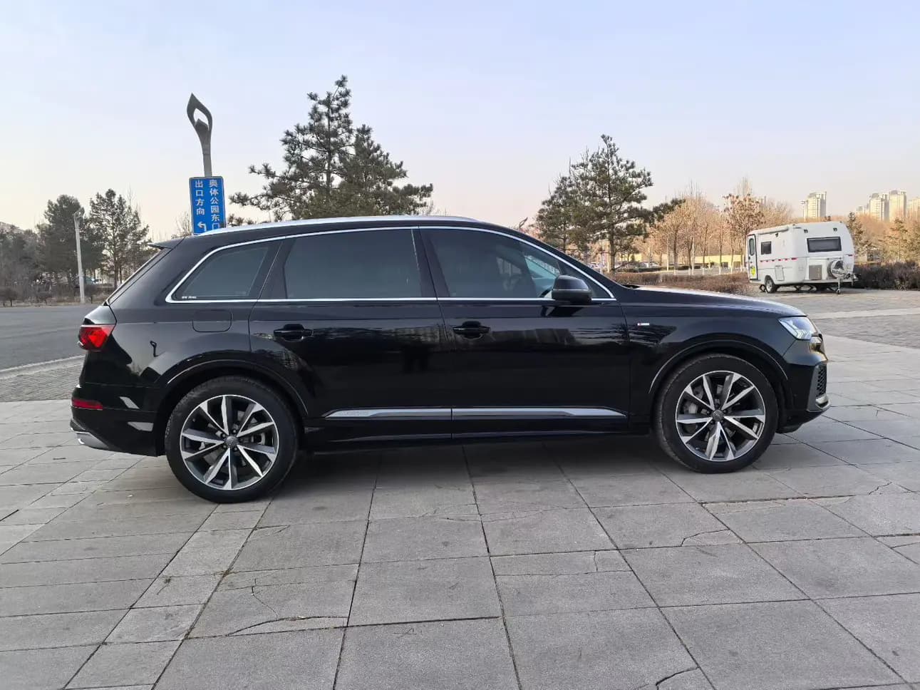 Audi Q7 2021 г. 75038 км. — фото 7