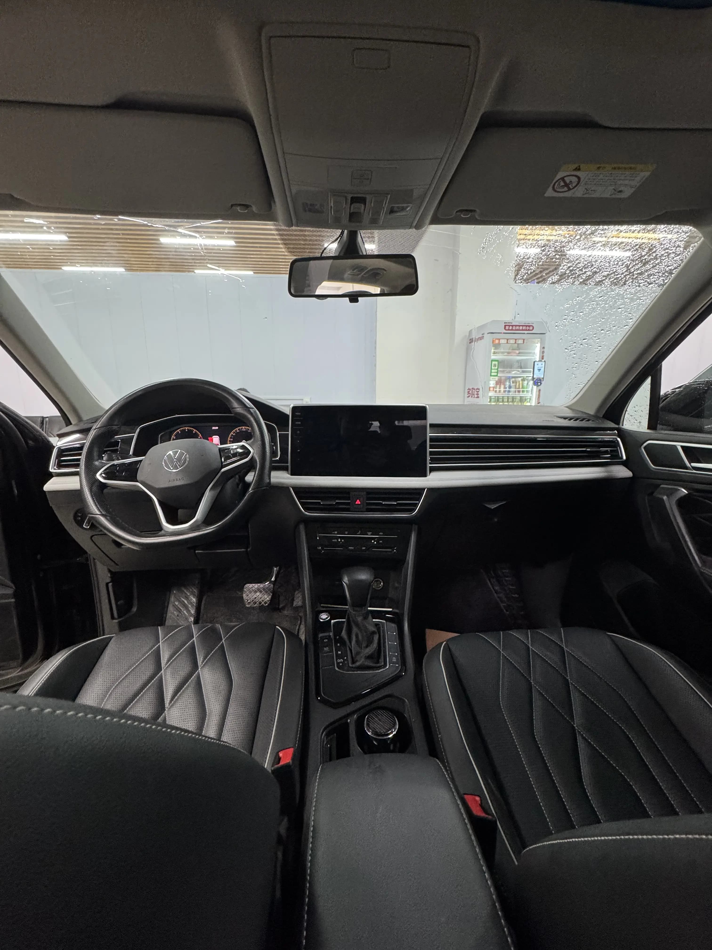 Volkswagen Tiguan L 2022 г. 32835 км. — фото 7