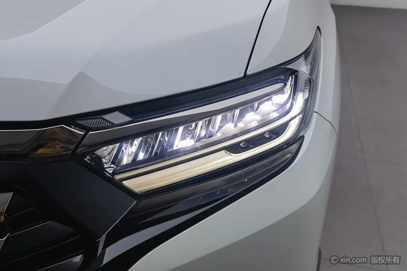 Honda Elysion 2023 г. 38676 км. — фото 7
