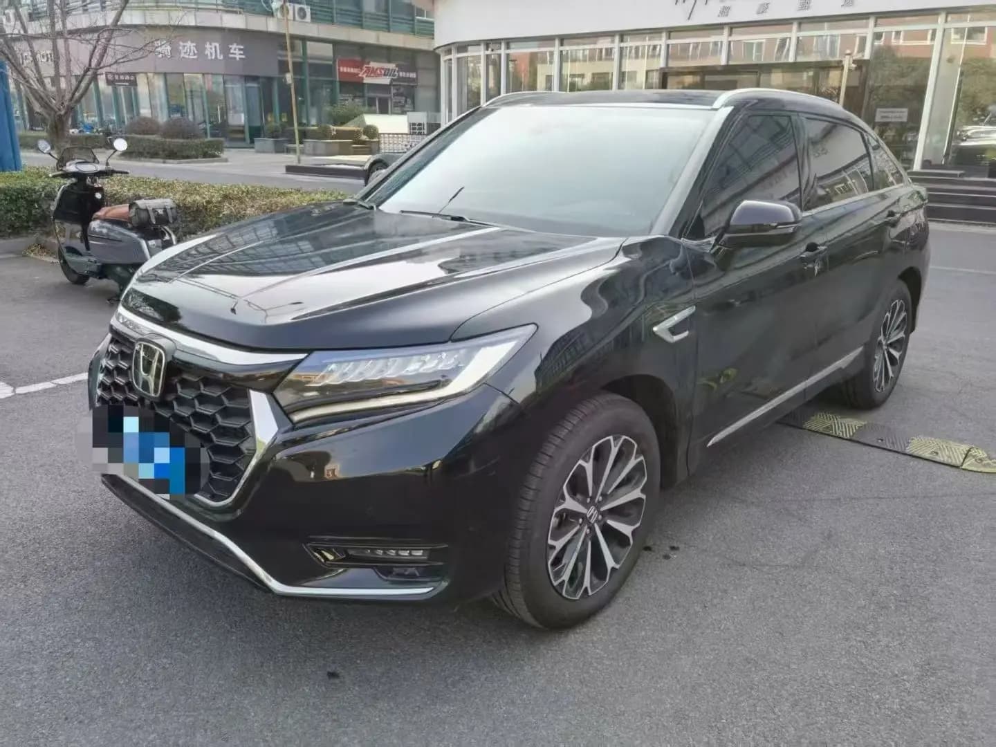 Honda UR-V 2024 г. 3613 км.