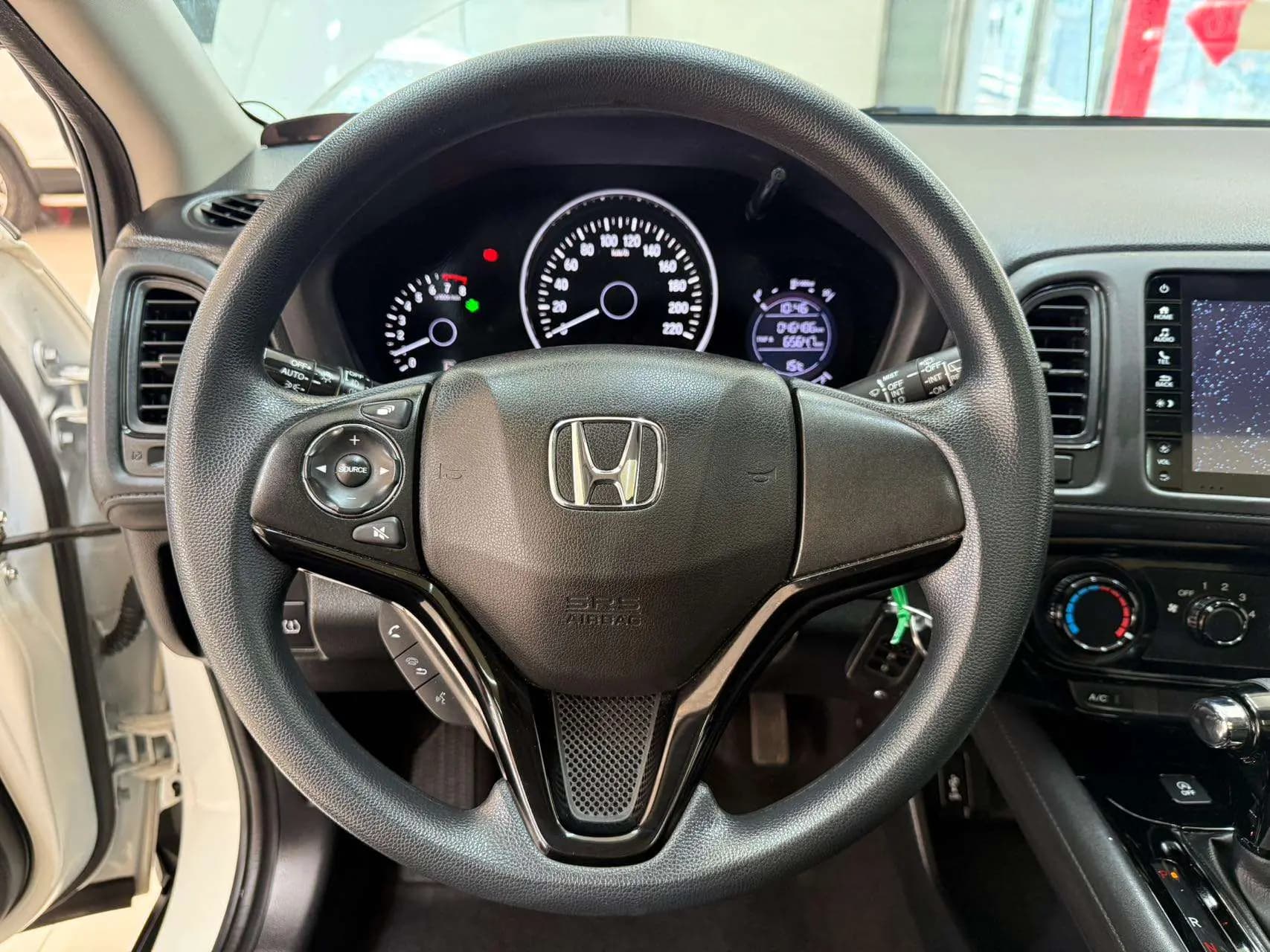 Honda Vezel 2022 г. 46071 км. — фото 12