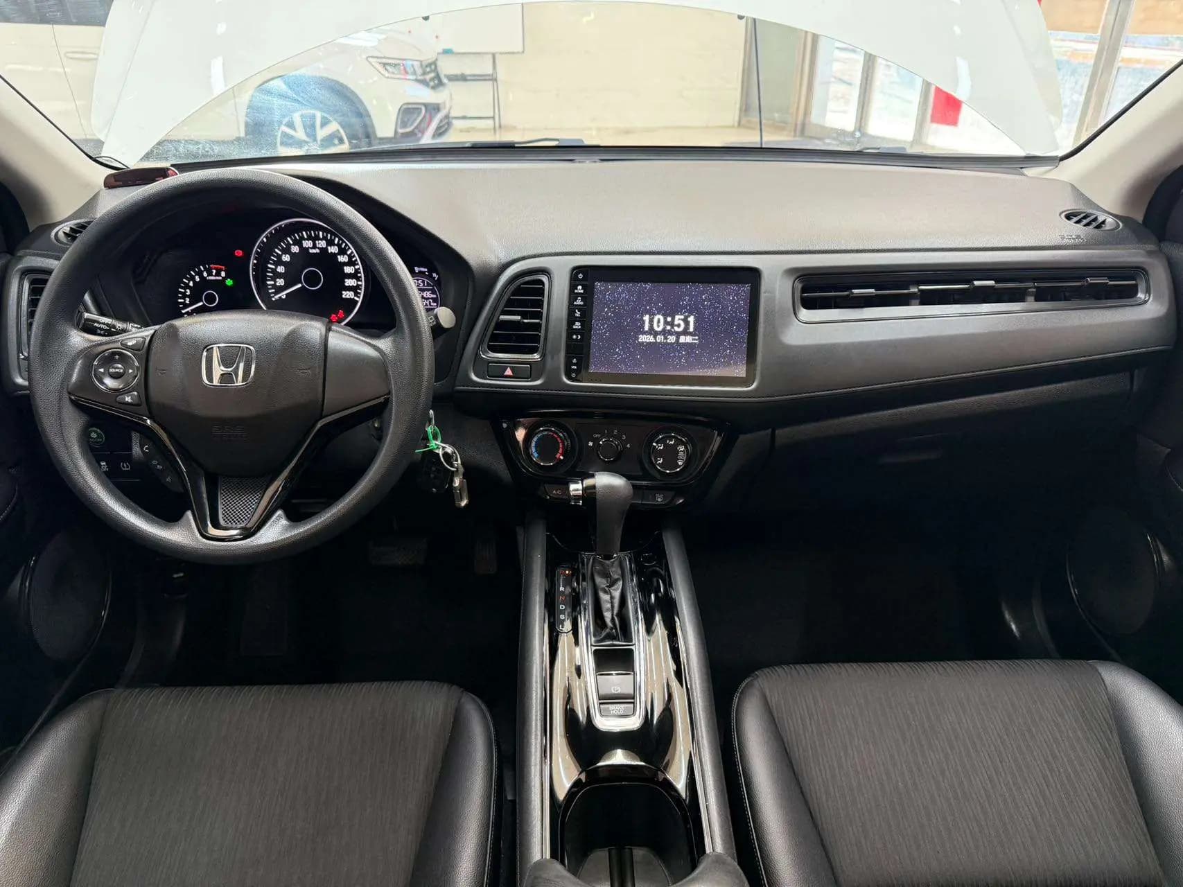 Honda Vezel 2022 г. 46071 км. — фото 10