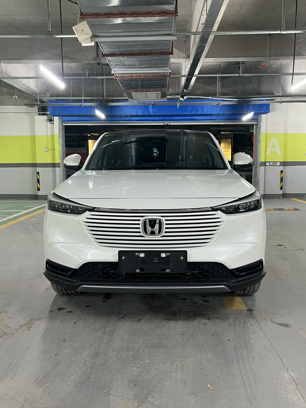 Honda Vezel 2023 г. 6072 км. — фото 2
