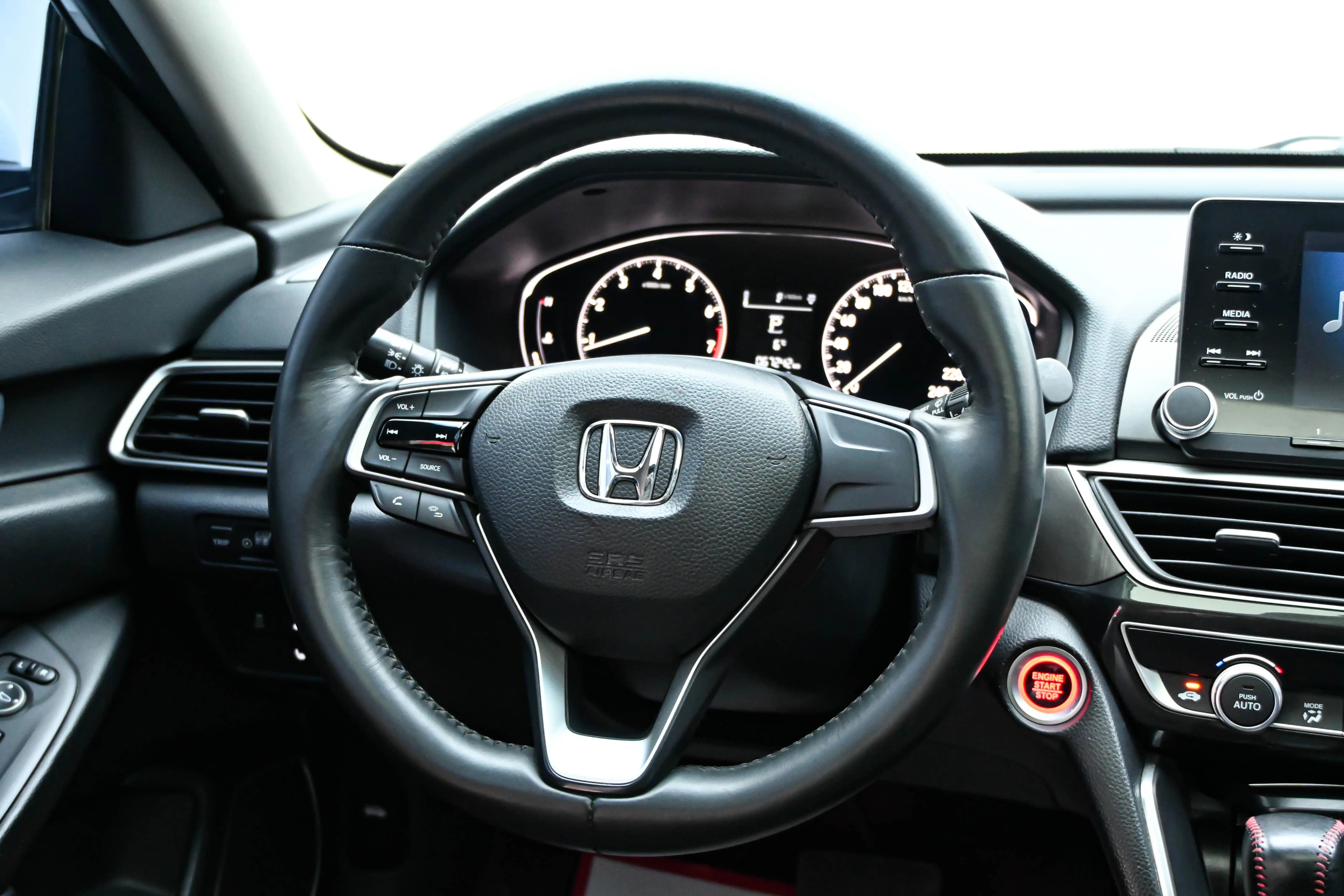 Honda Inspire 2021 г. 67417 км. — фото 16