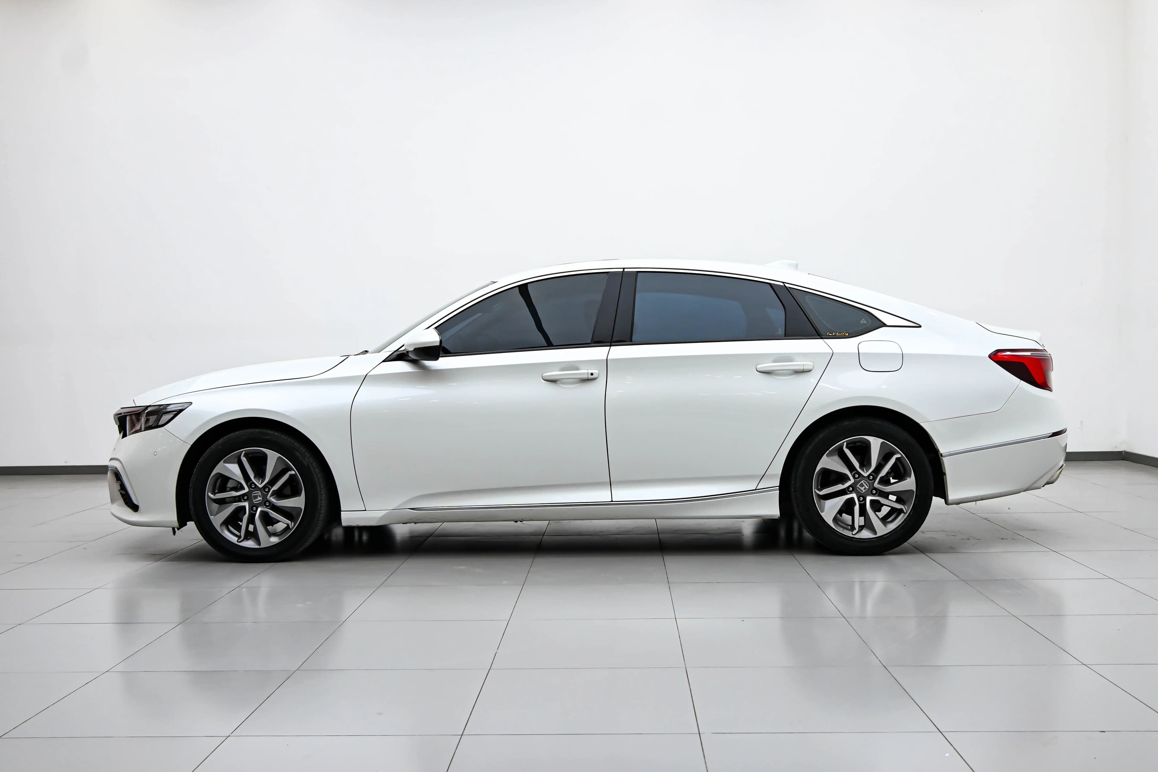 Honda Inspire 2021 г. 67417 км. — фото 4