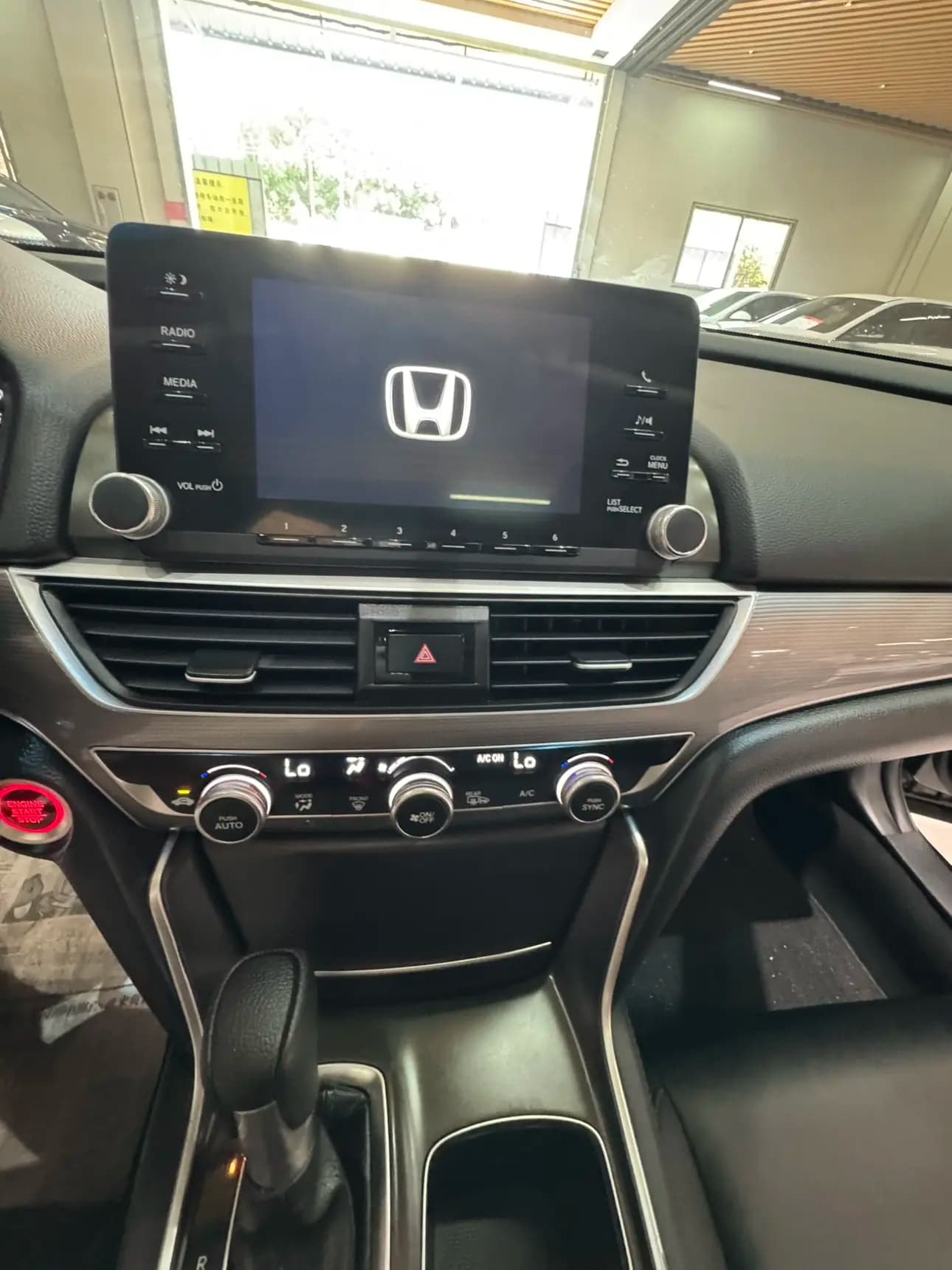 Honda Accord 2021 г. 77126 км. — фото 18
