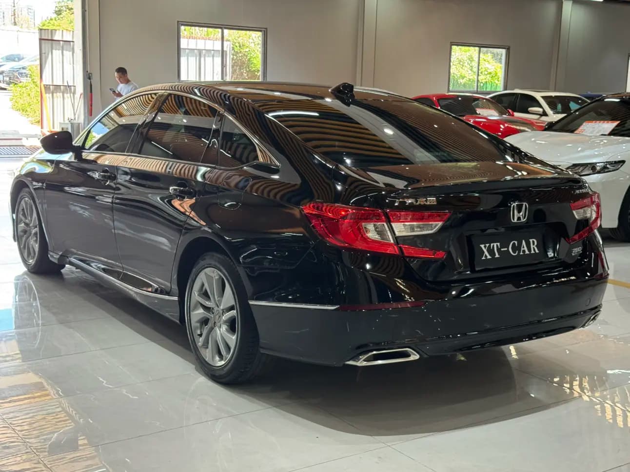 Honda Accord 2021 г. 77126 км. — фото 4