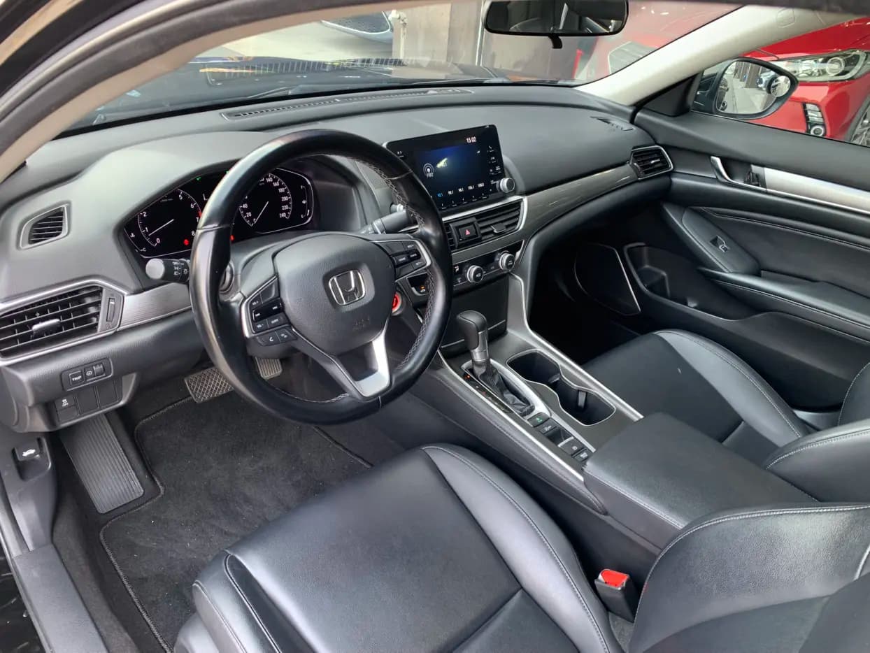 Honda Accord 2021 г. 59000 км. — фото 8