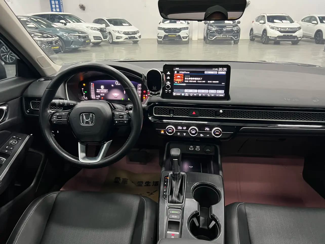 Honda Civic 2021 г. 32116 км. — фото 17