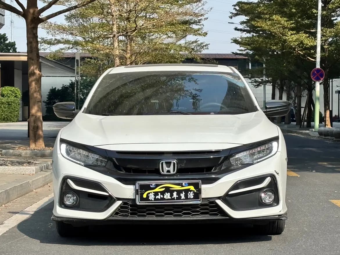Honda Civic 2023 г. 46121 км. — фото 2