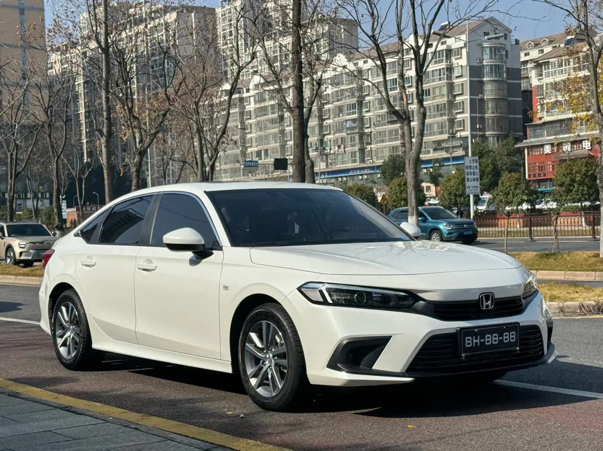 Honda Civic 2024 г. 3423 км. — фото 3