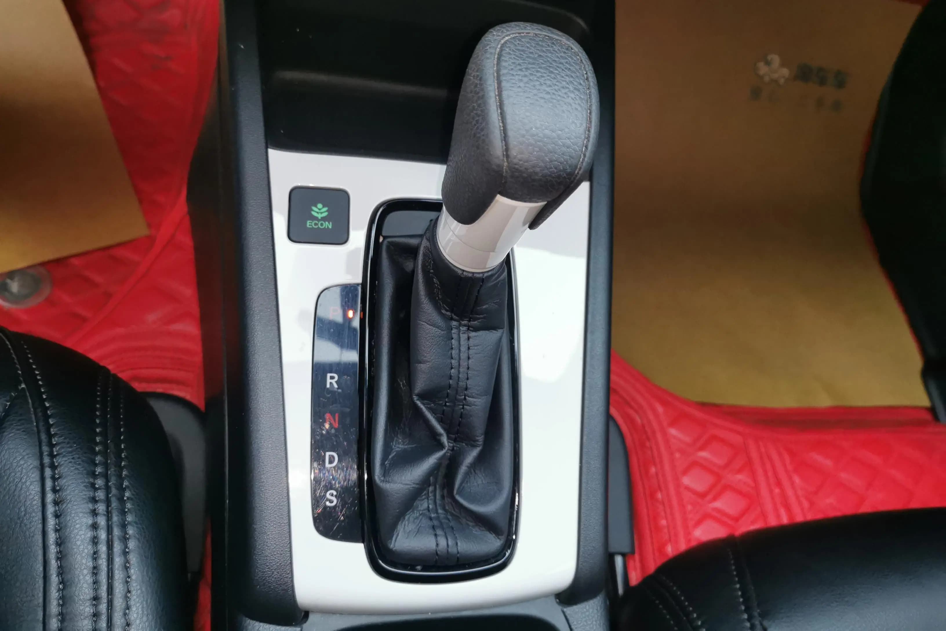 Honda Fit 2022 г. 40179 км. — фото 10