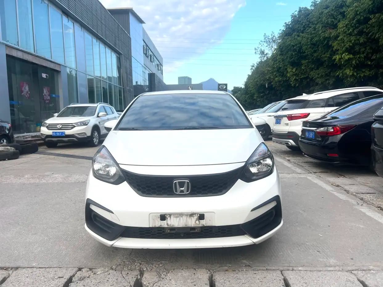 Honda Fit 2022 г. 38080 км. — фото 2