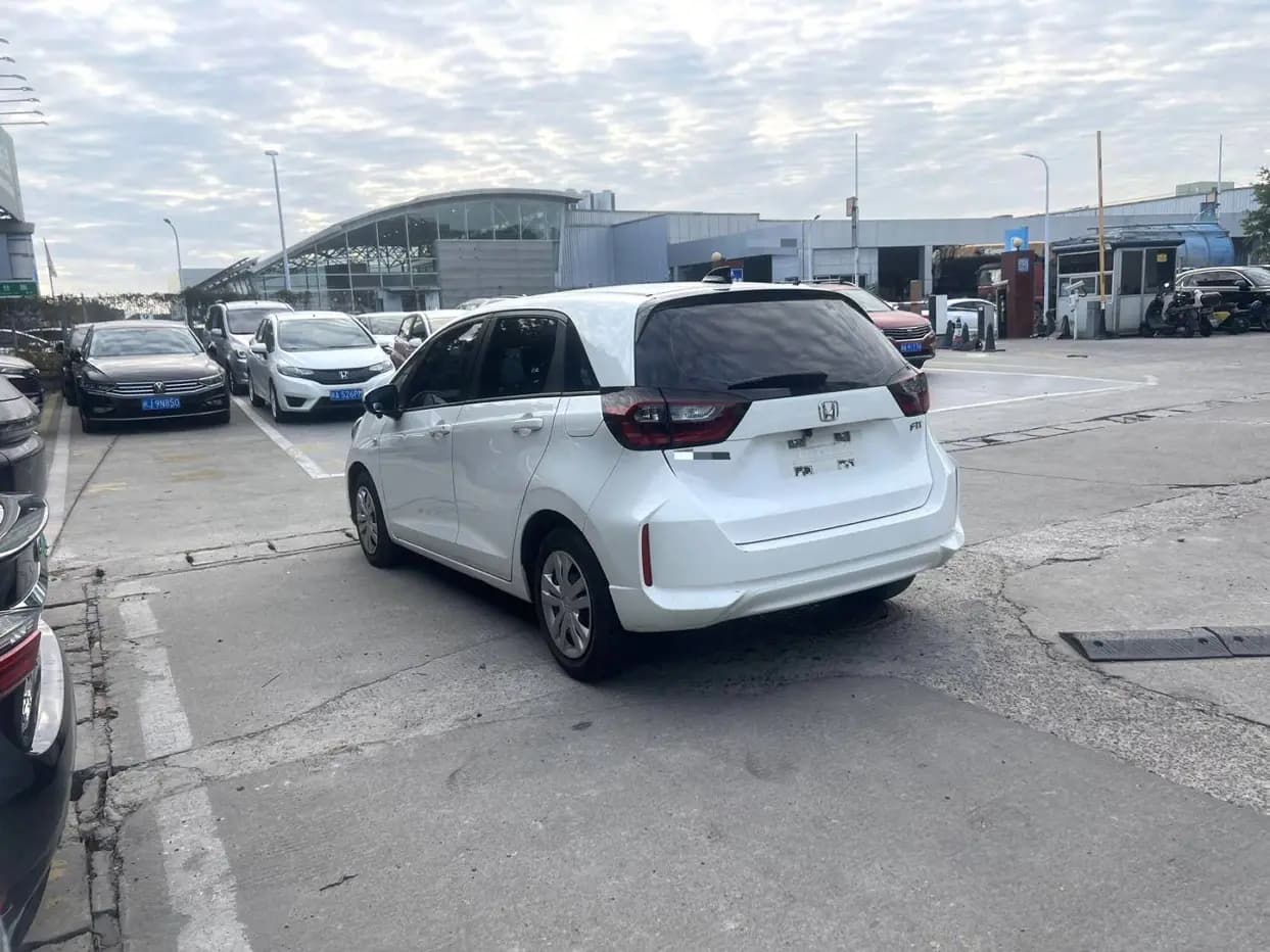 Honda Fit 2022 г. 38080 км. — фото 4