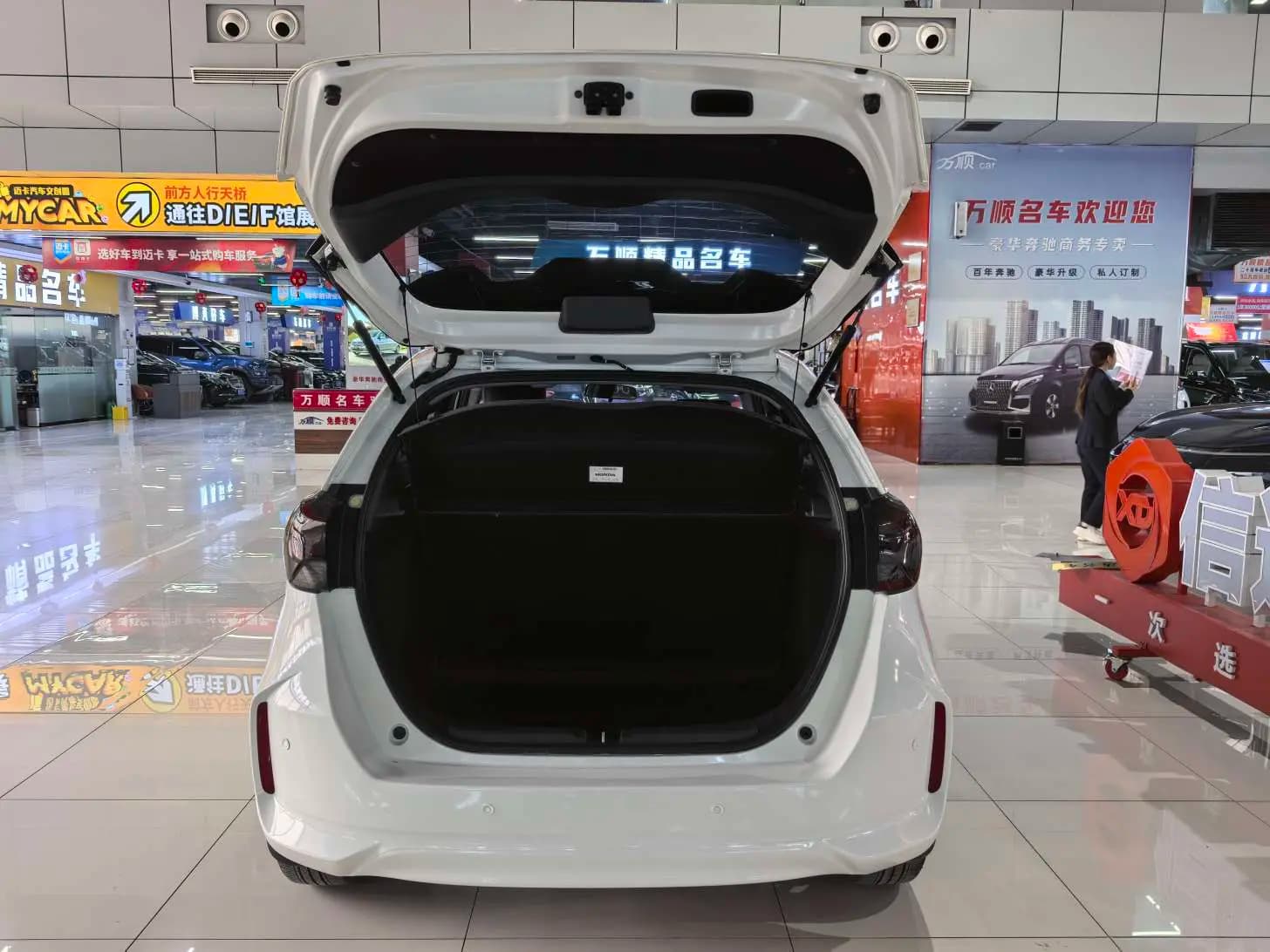 Honda Fit 2022 г. 27081 км. — фото 18