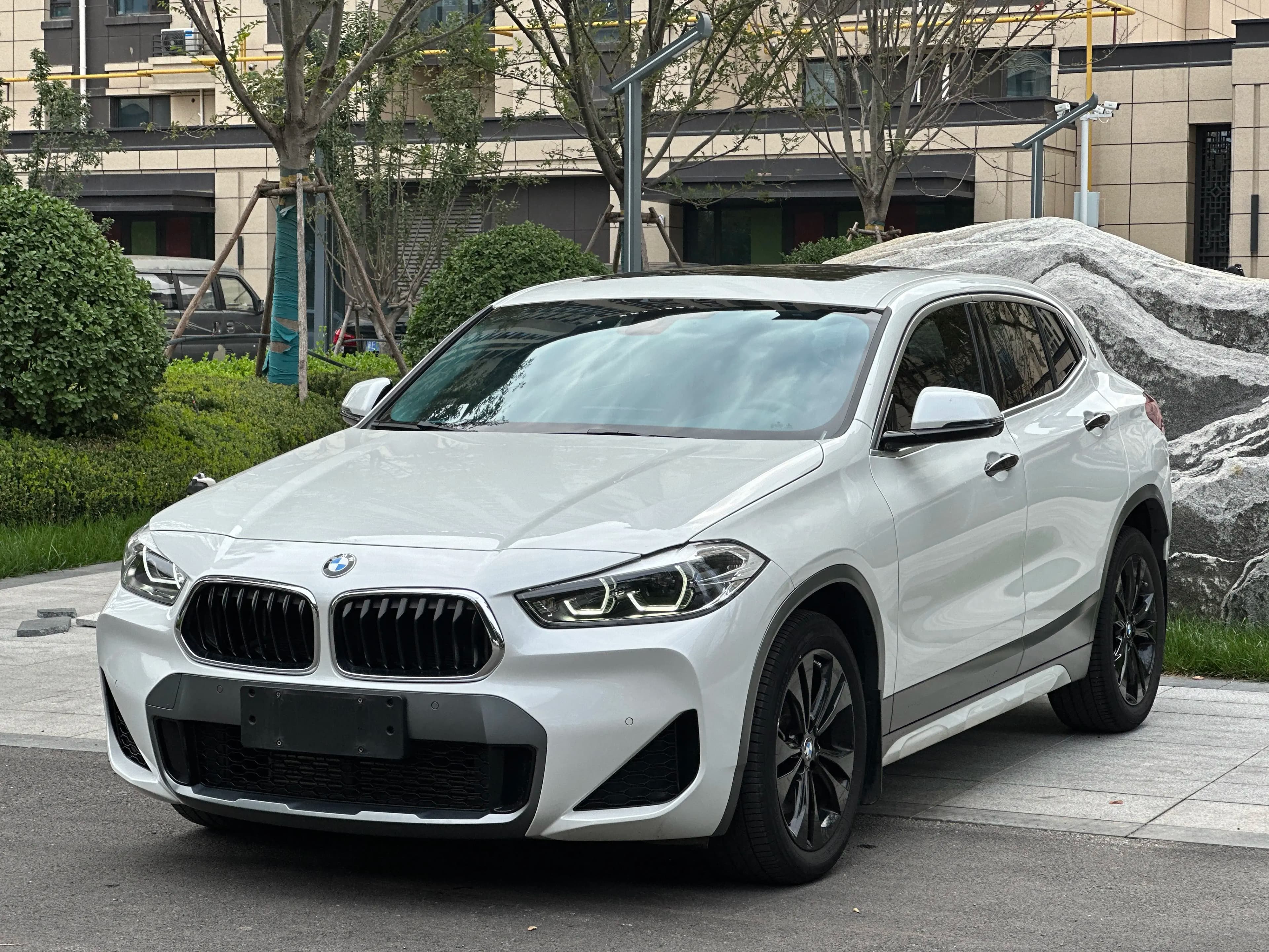 BMW X2 2022 г. 63037 км.