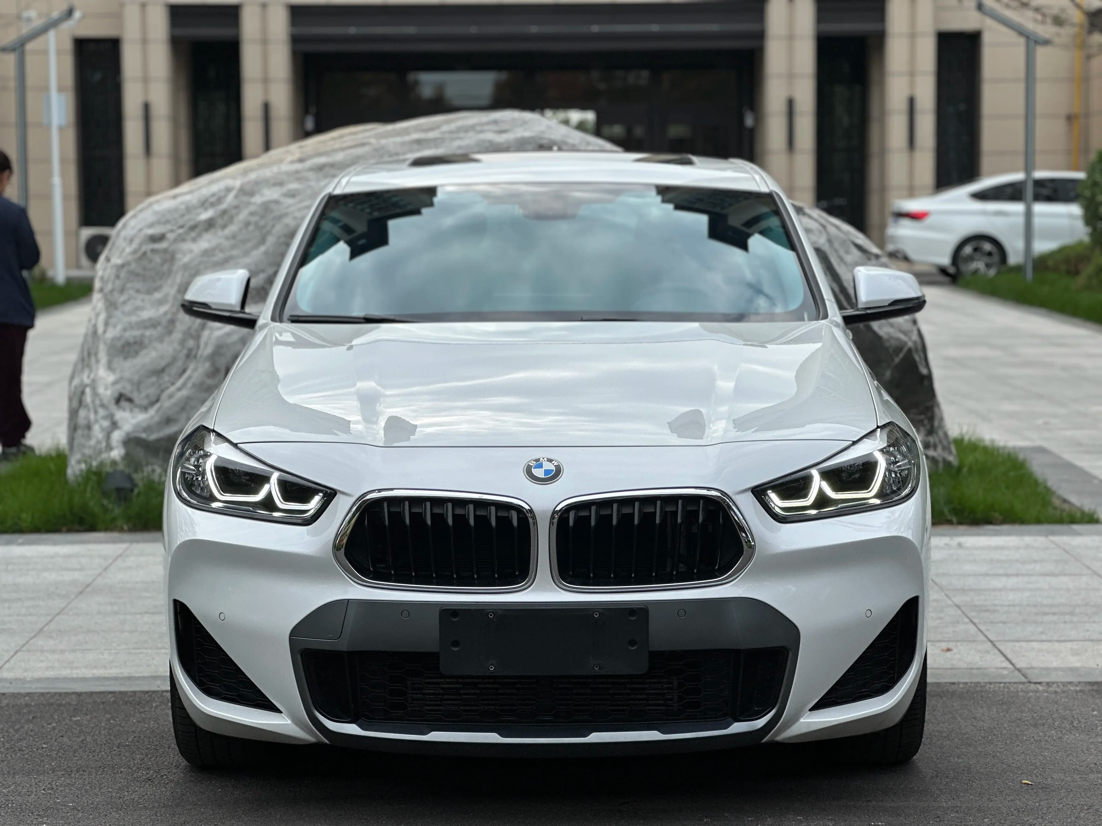 BMW X2 2022 г. 63037 км. — фото 2