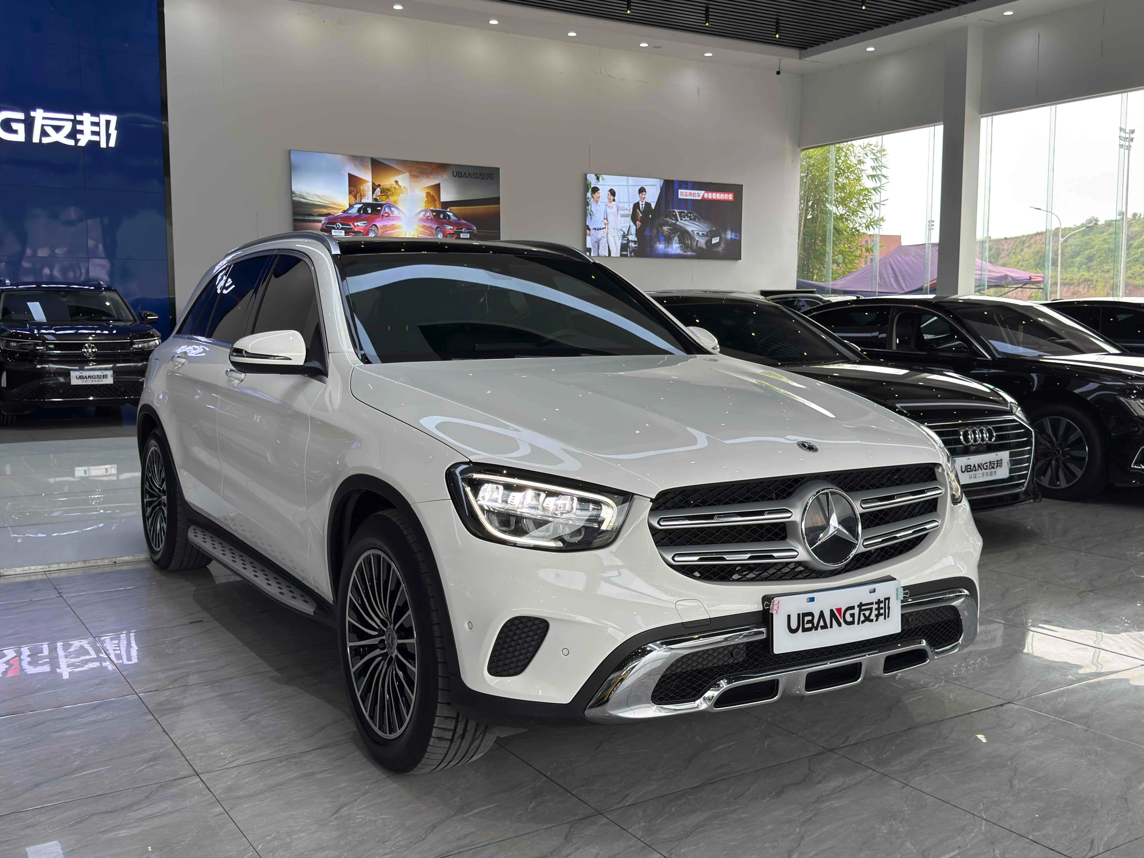 Mercedes-Benz GLC 2022 г. 72072 км. — фото 3