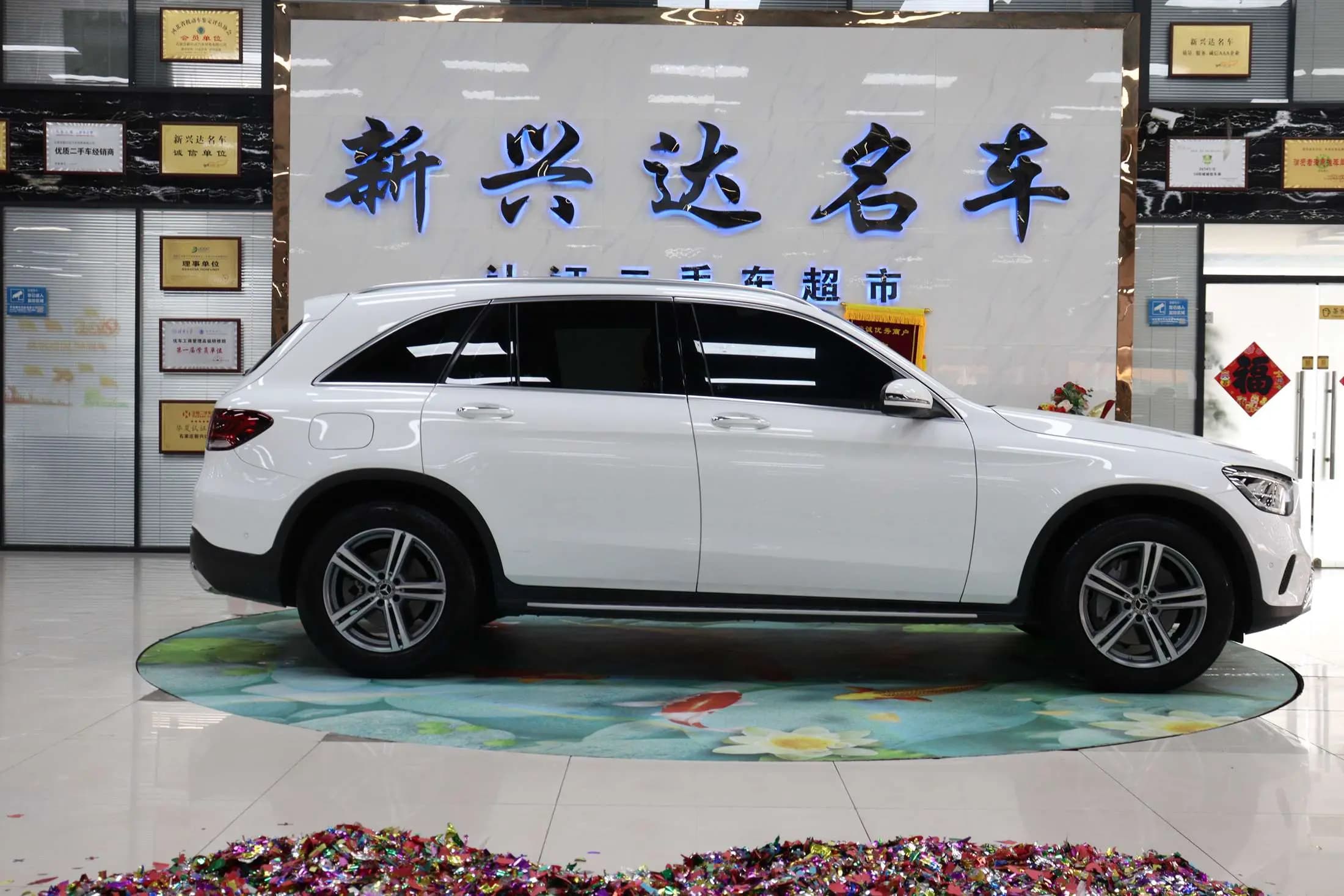 Mercedes-Benz GLC 2022 г. 74073 км. — фото 7