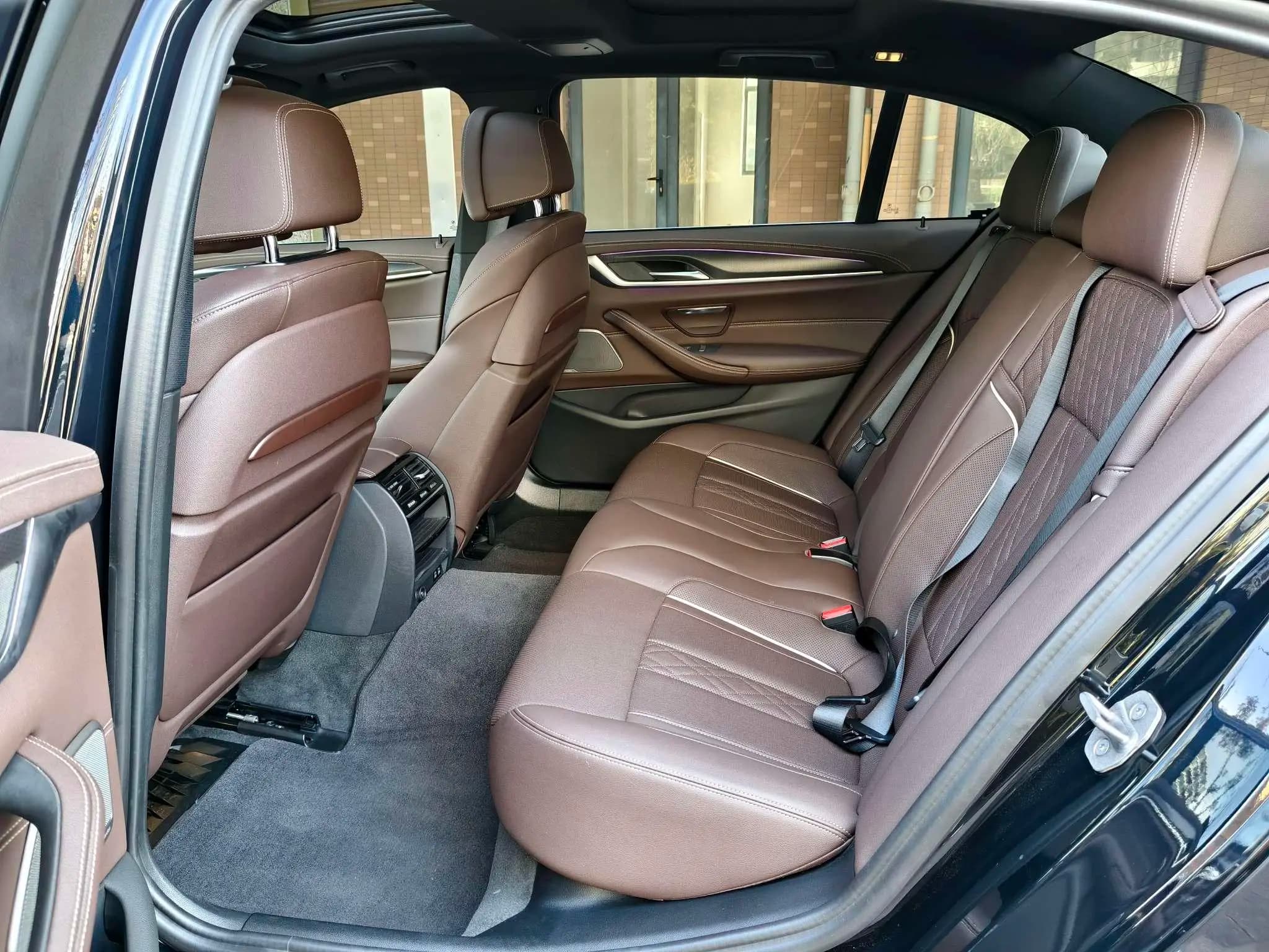 BMW 5 Series PHEV 2023 г. 50078 км. — фото 12