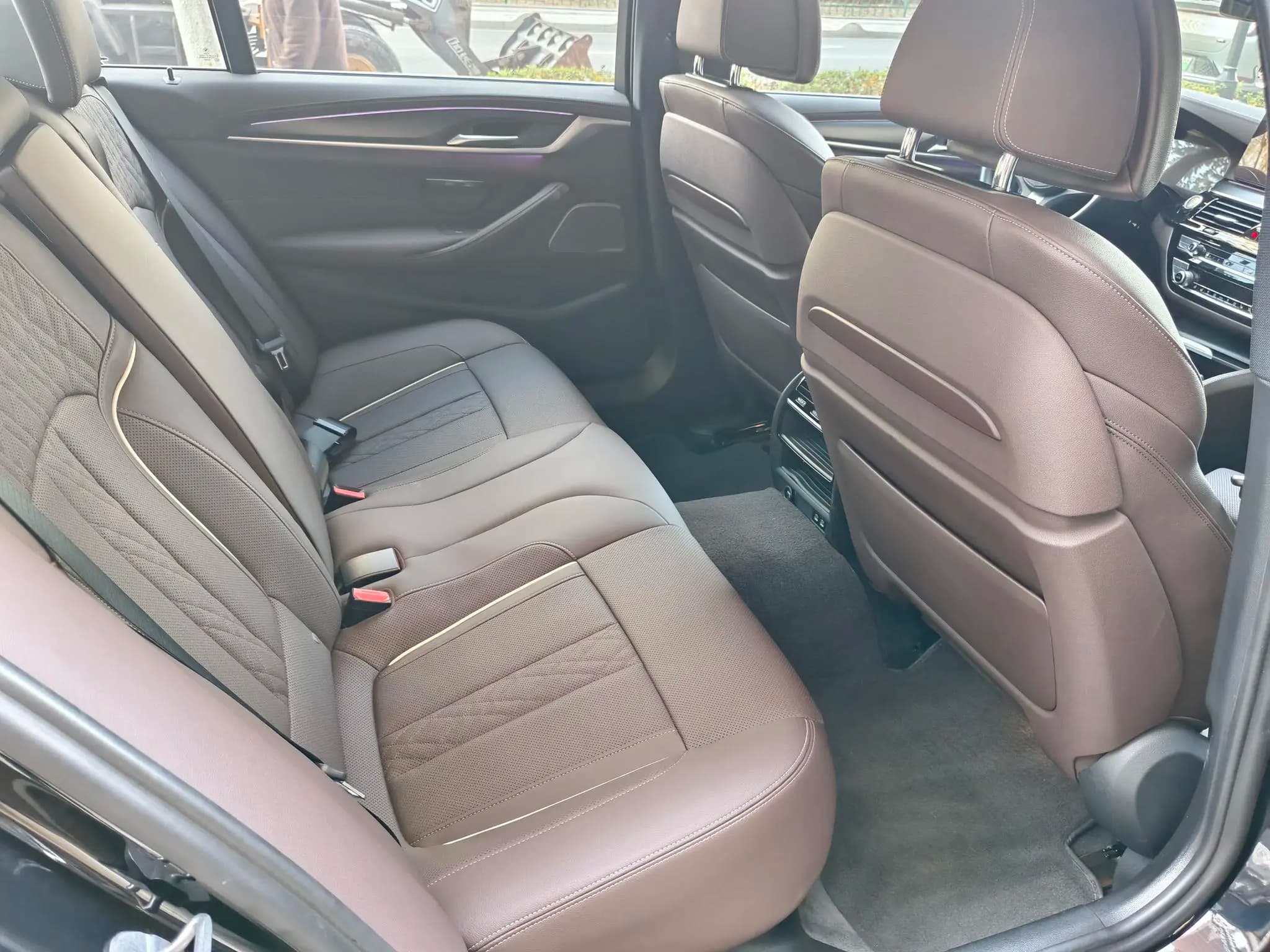 BMW 5 Series PHEV 2023 г. 50078 км. — фото 13