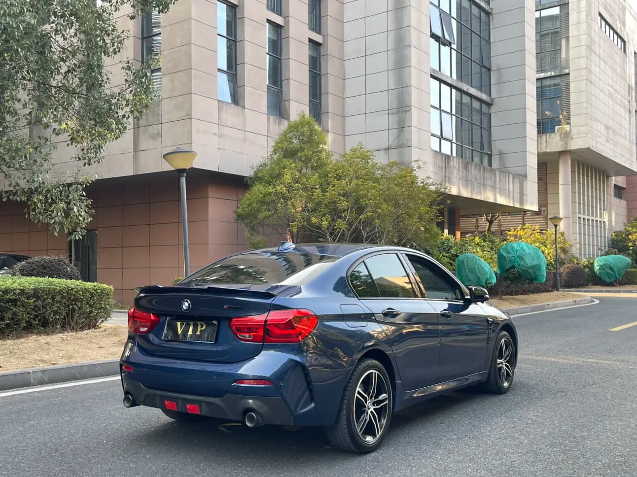 BMW 1 Series 2021 г. 70056 км. — фото 2