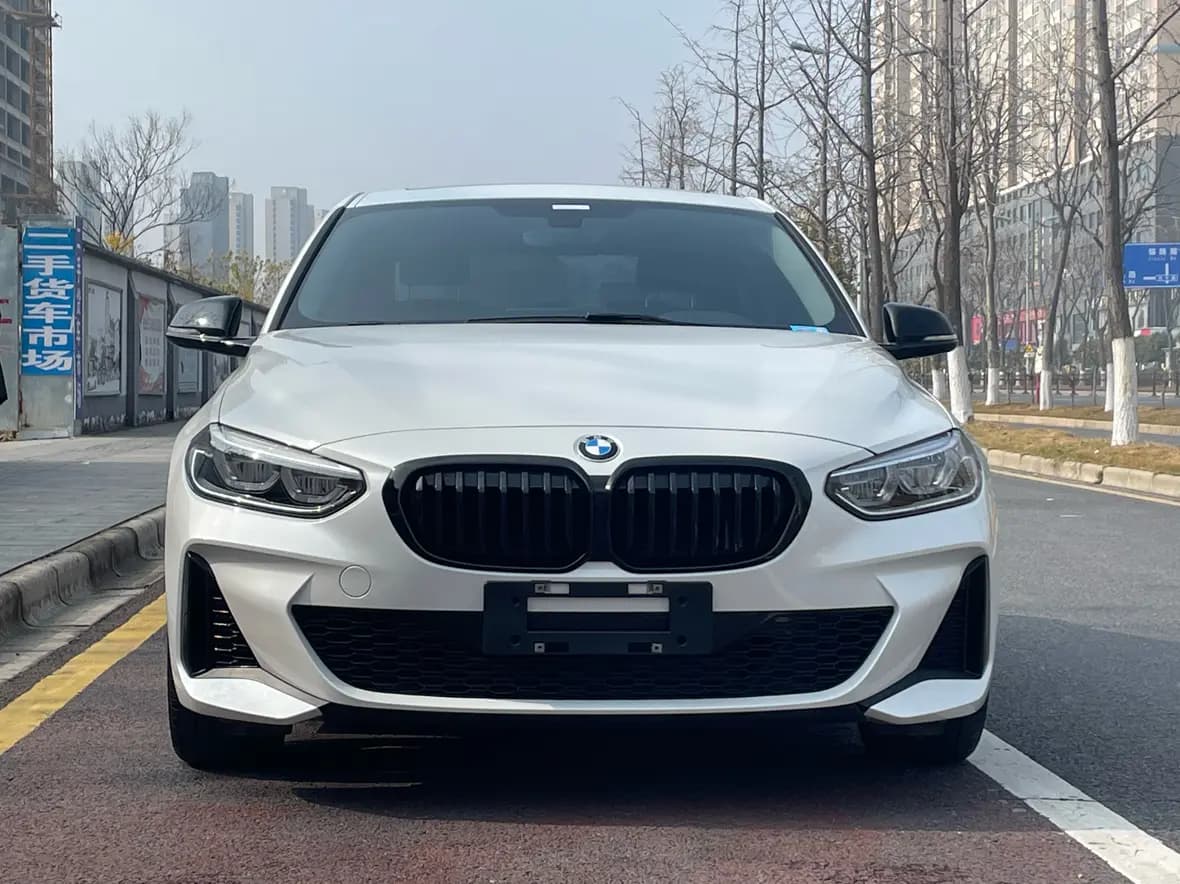 BMW 1 Series 2021 г. 34058 км. — фото 2