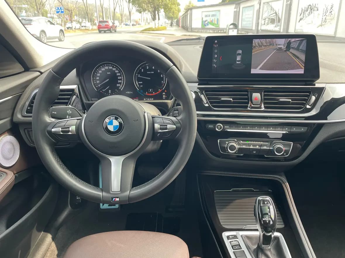 BMW 1 Series 2021 г. 34058 км. — фото 17