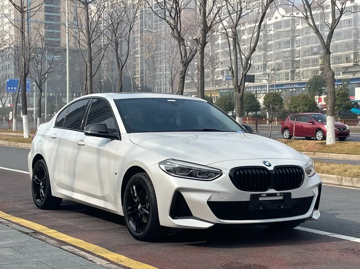 BMW 1 Series 2021 г. 34058 км. — фото 3