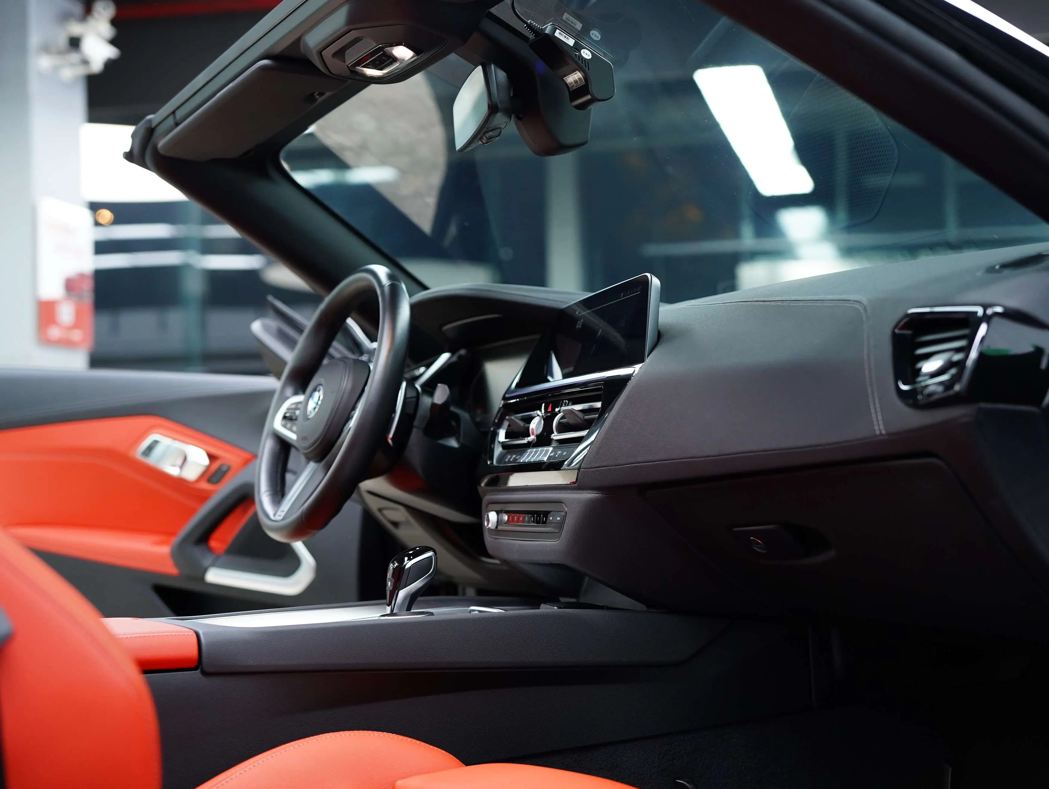 BMW Z4 2024 г. 21200 км. — фото 33
