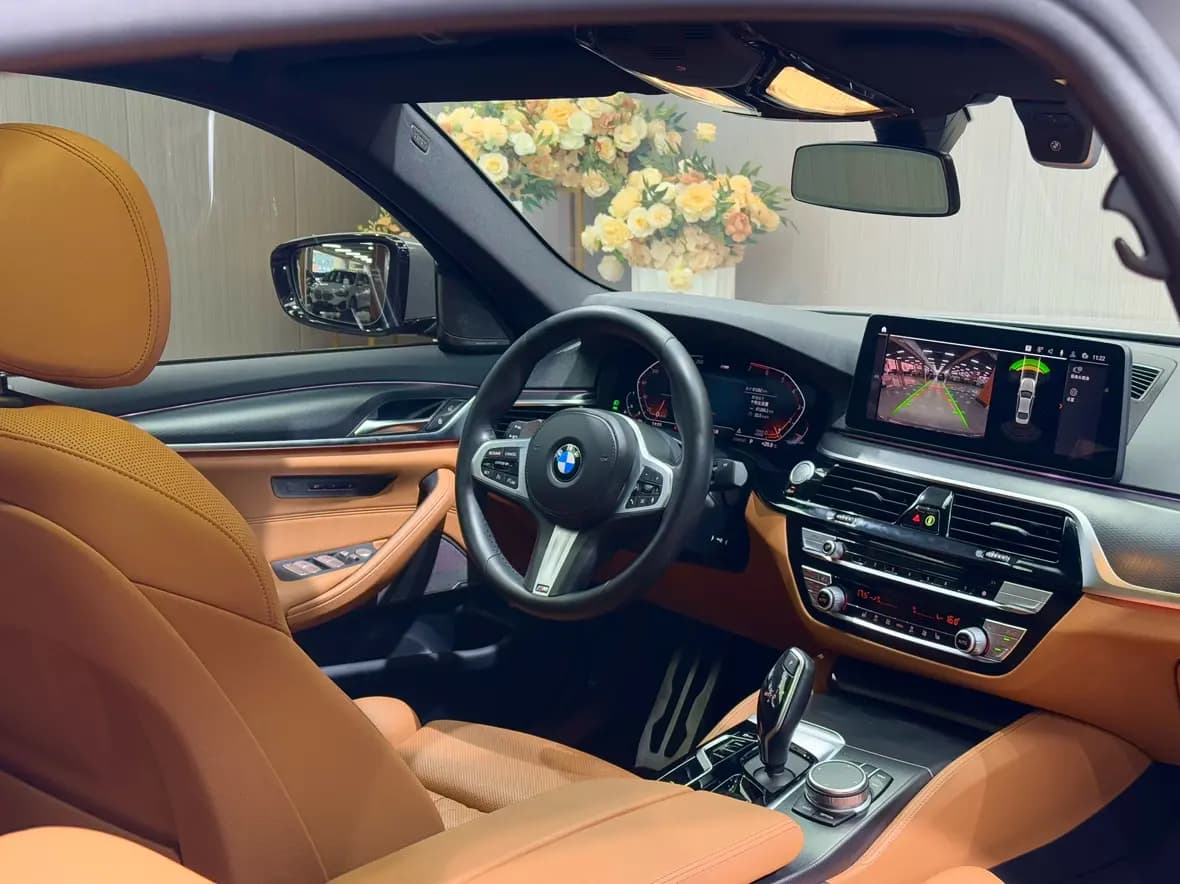 BMW 5 Series 2021 г. 61078 км. — фото 17