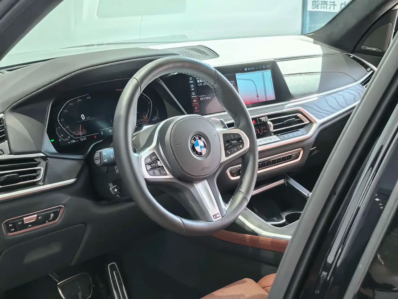 BMW X7 2021 г. 60111 км. — фото 19