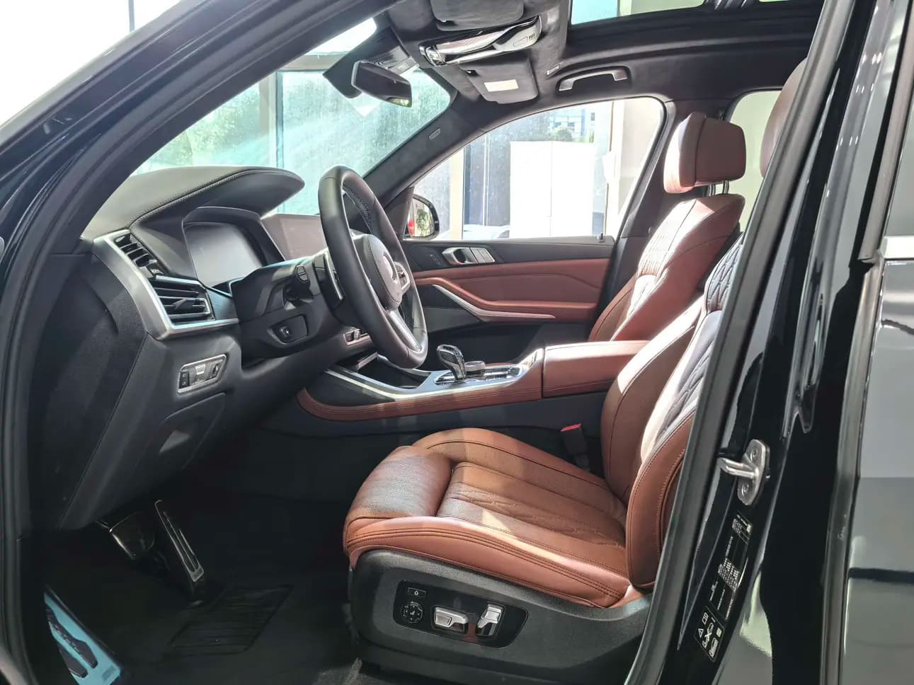 BMW X7 2021 г. 60111 км. — фото 20