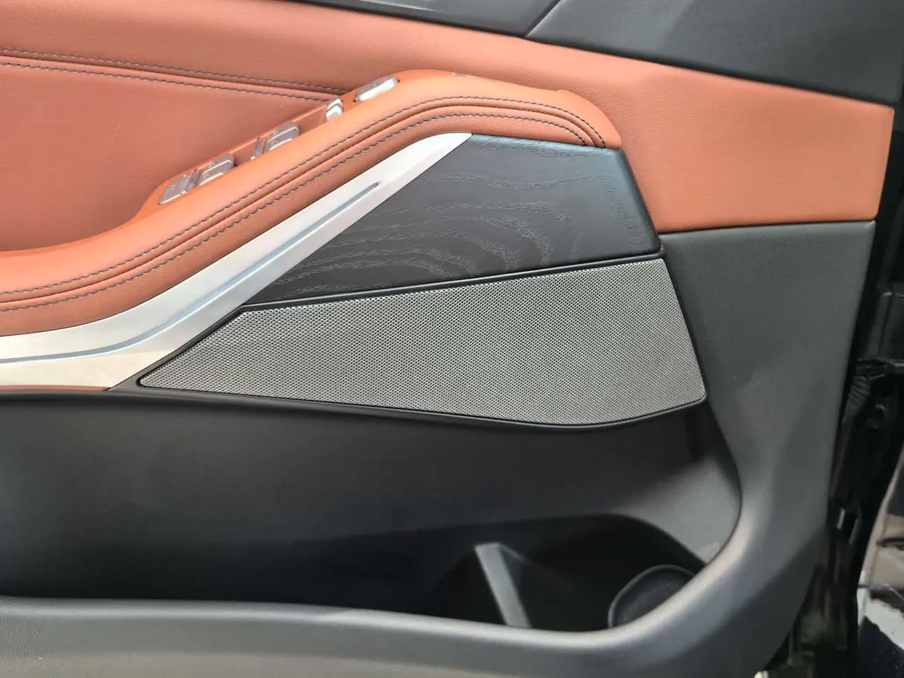 BMW X7 2021 г. 60111 км. — фото 10