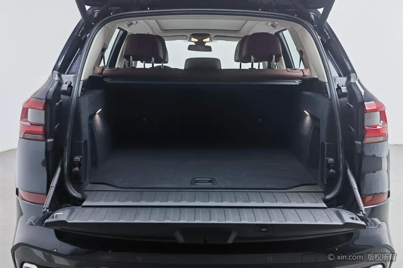 BMW X5 2023 г. 23240 км. — фото 19