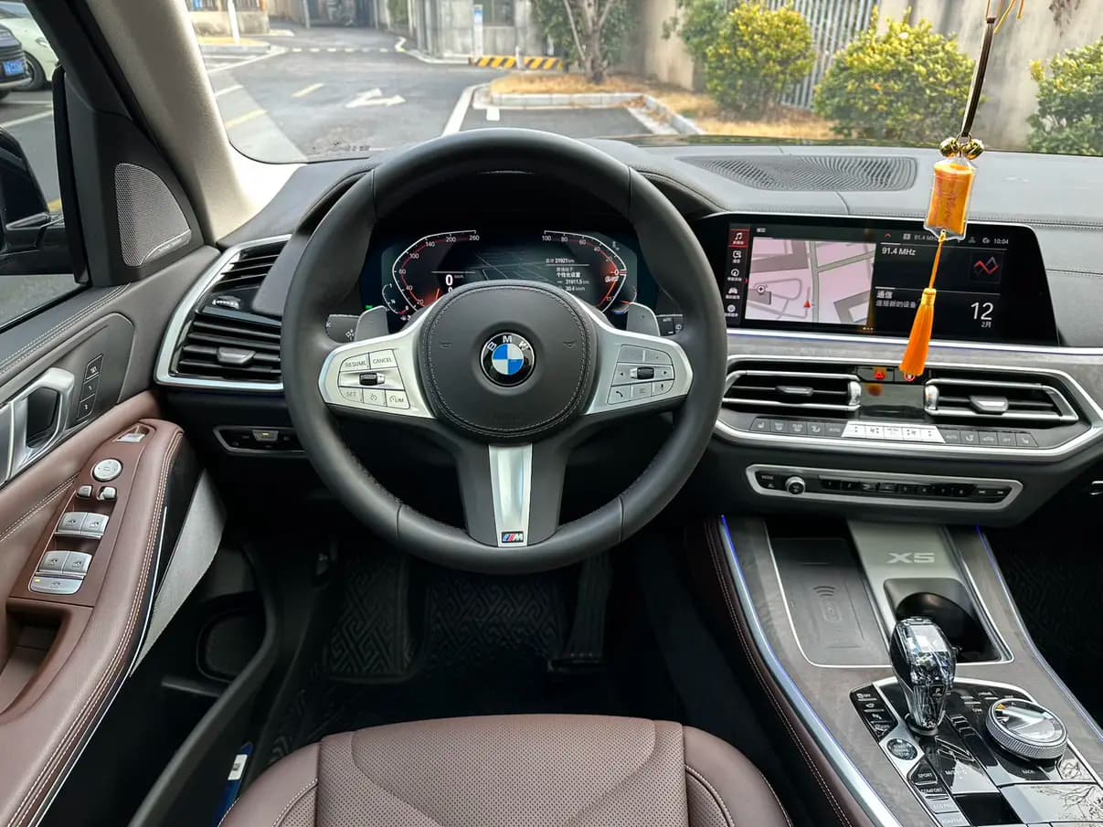 BMW X5 2022 г. 57011 км. — фото 12