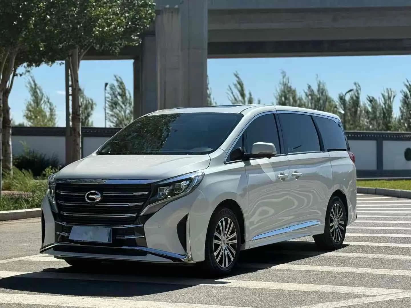 GAC Trumpchi M8 2022 г. 42003 км.