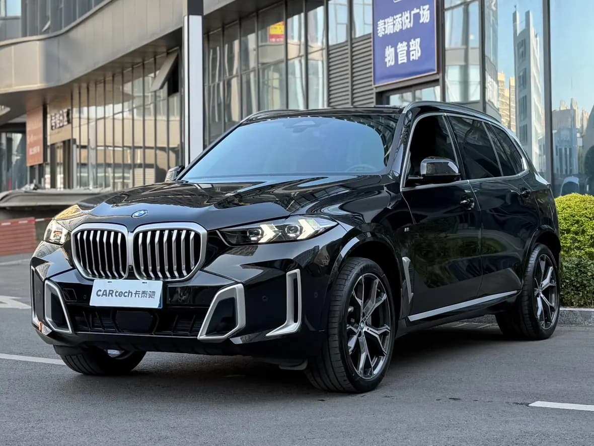 BMW X5 2024 г. 34074 км.