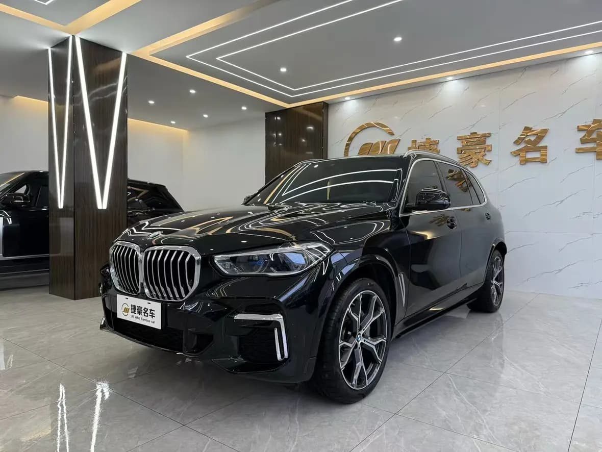 BMW X5 2022 г. 36043 км.