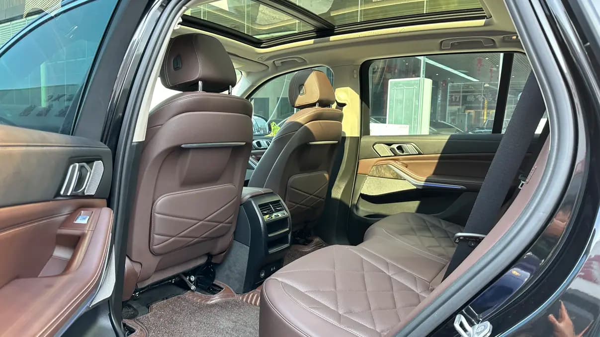 BMW X5 2023 г. 70051 км. — фото 2